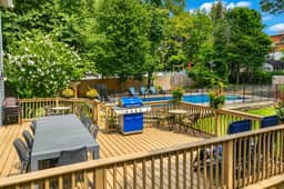 Pool + Playground | 10 Beds. - Holiday Home
