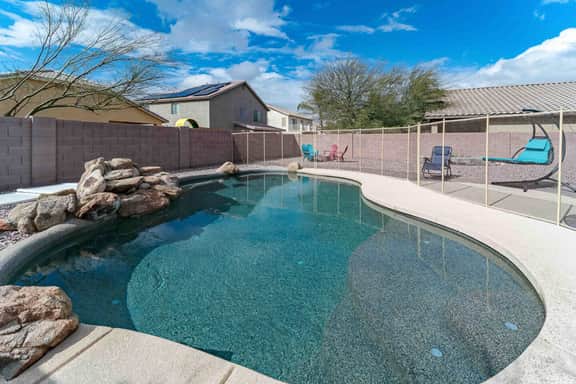 Free Pool Heat | Modern & Bright | Fire Pit
