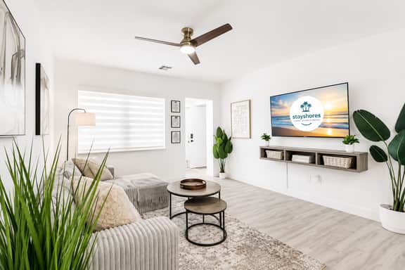 Family-Friendly Oasis with Heated Pool BBQ FirePit