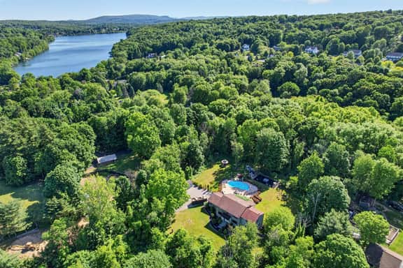 6BR w/ Heated Pool, Fire Pit & Gazebo | Sleeps 22