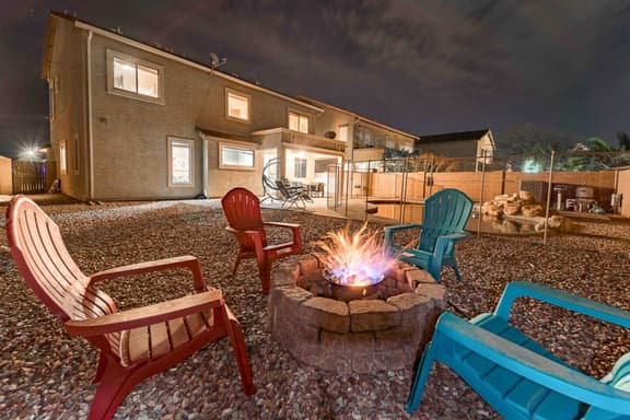Free Pool Heat | Modern & Bright | Fire Pit